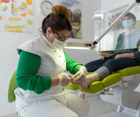 Gabinet podologiczny Ruda Śląska – nowoczesna pomoc dla Twoich stóp