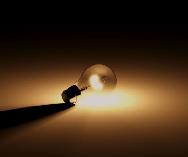 Konsulting energetyczny – jak obniżyć koszty energii w firmie?